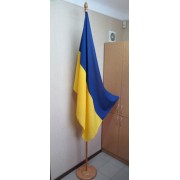 Флаг Украины 150х90см кабинетный с подставкой (набор)
