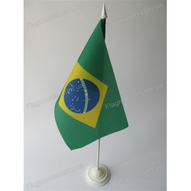 флаг Бразилии  на подставке