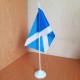 Флаг Шотландии на подставке